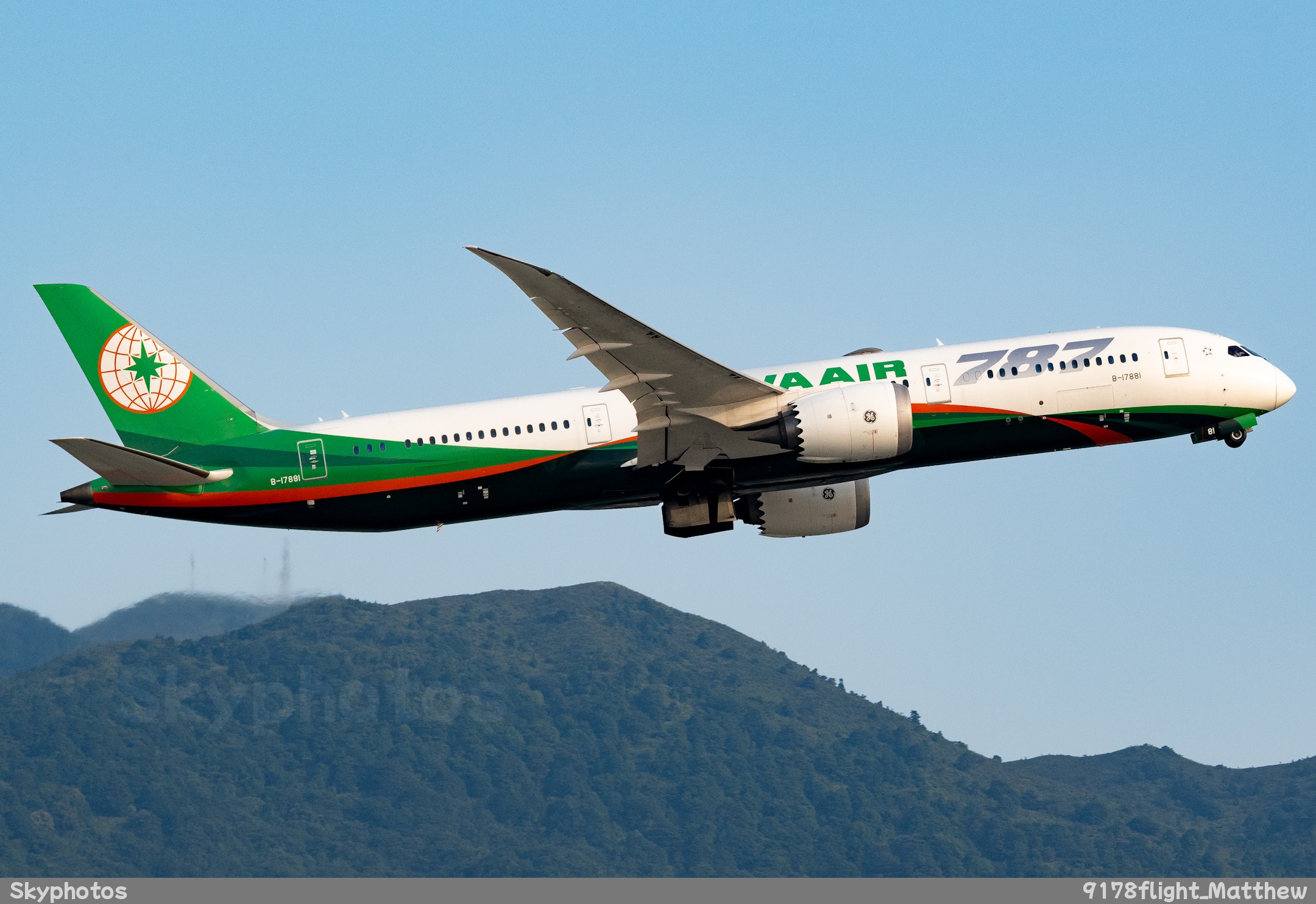 长荣航空 Boeing 787-9 Dreamliner