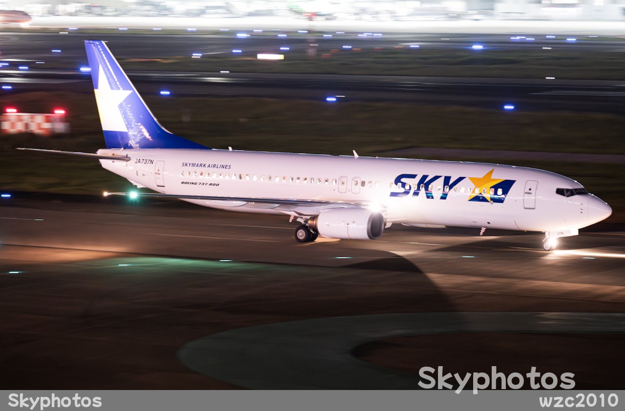 天马航空 737-800