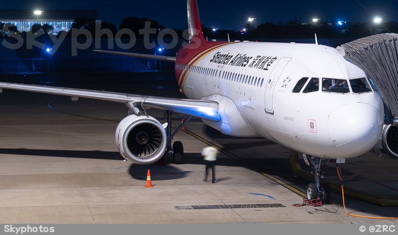 深圳航空 A320-232