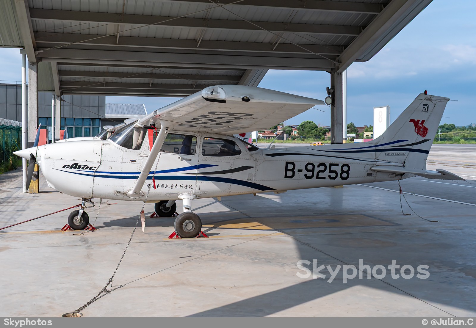 中国民航飞行学院 Cessna 172R
