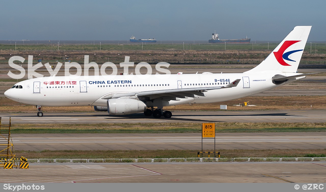 中国东方航空 A330-243