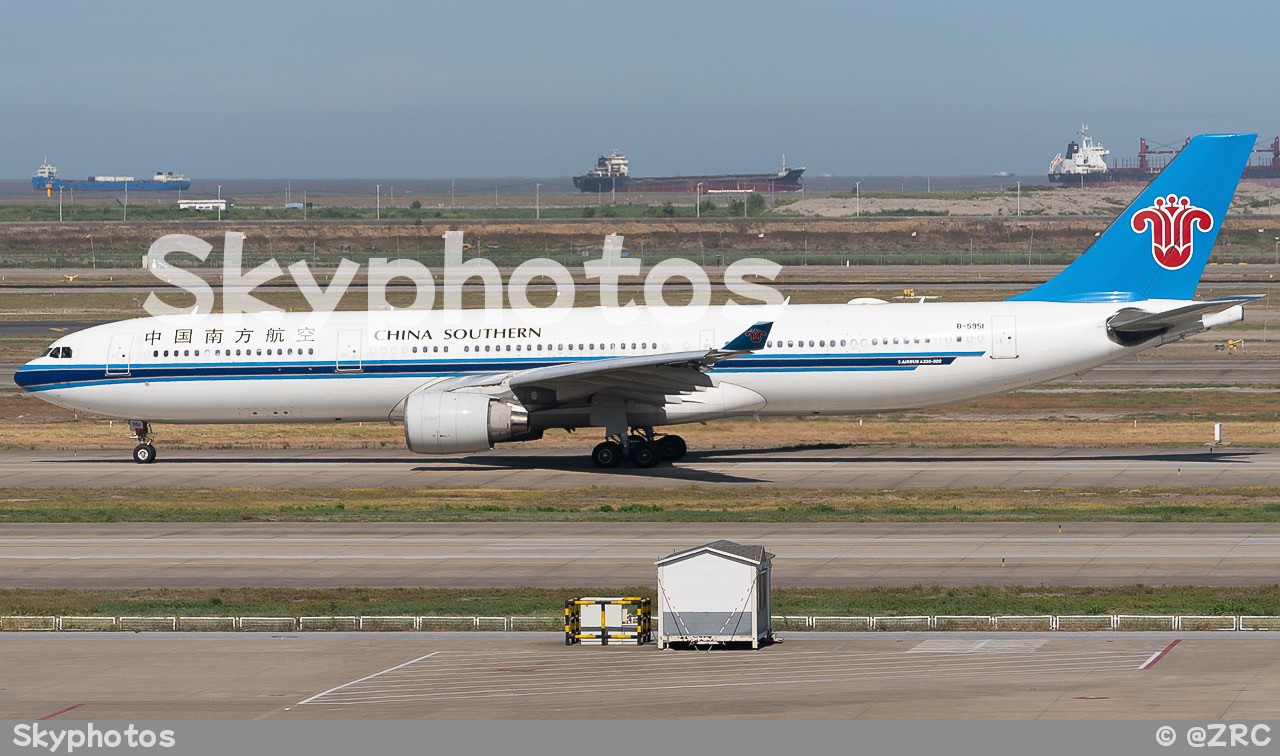 中国南方航空 A330-323X
