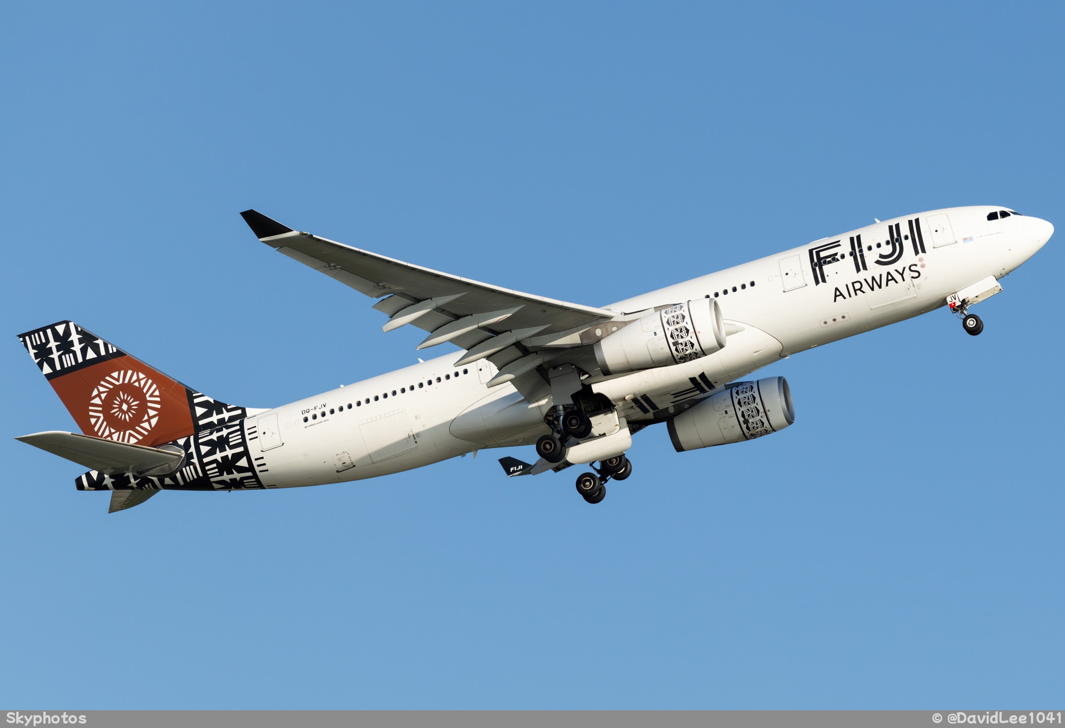 FIJI AIRWAYS AIRBUS A330-243
