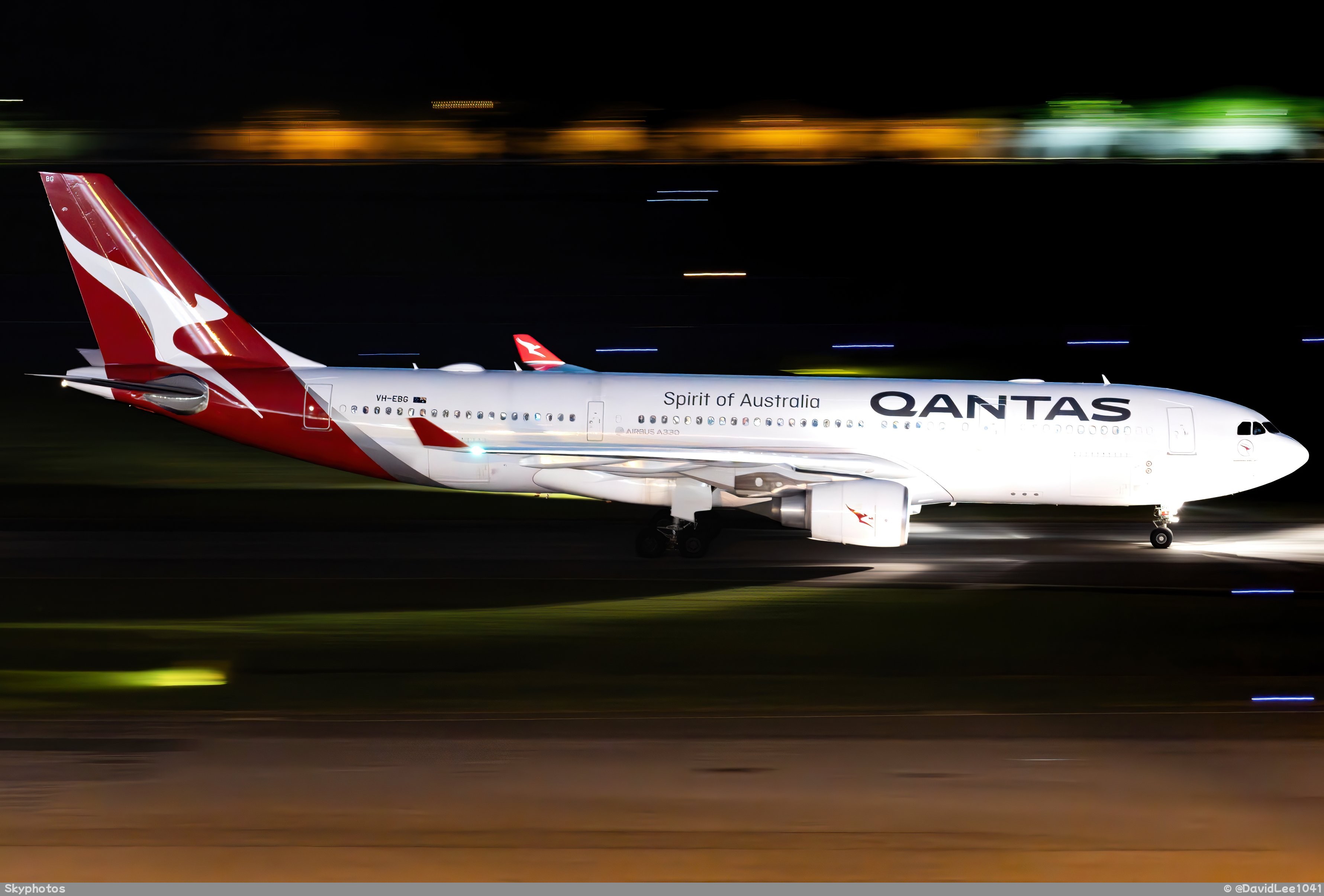 Qantas Airways Limited A330-203