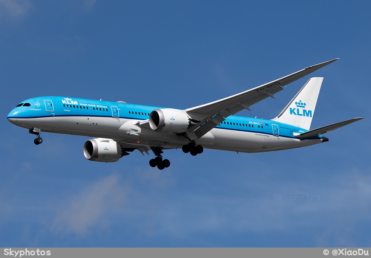 KLM Royal Dutch Airlines Boeing 787-9 Dreamliner