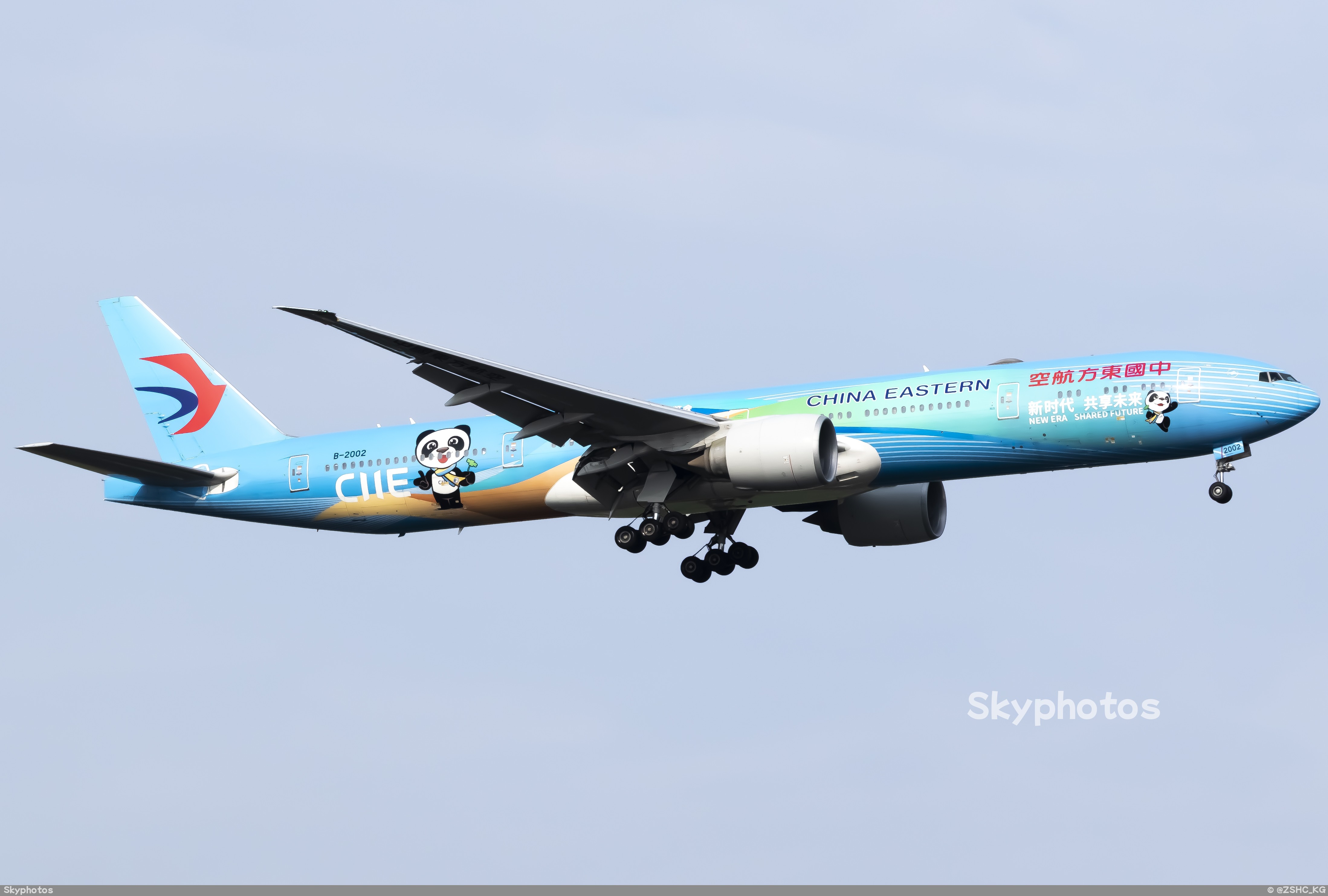中国东方航空 B777-39P(ER)