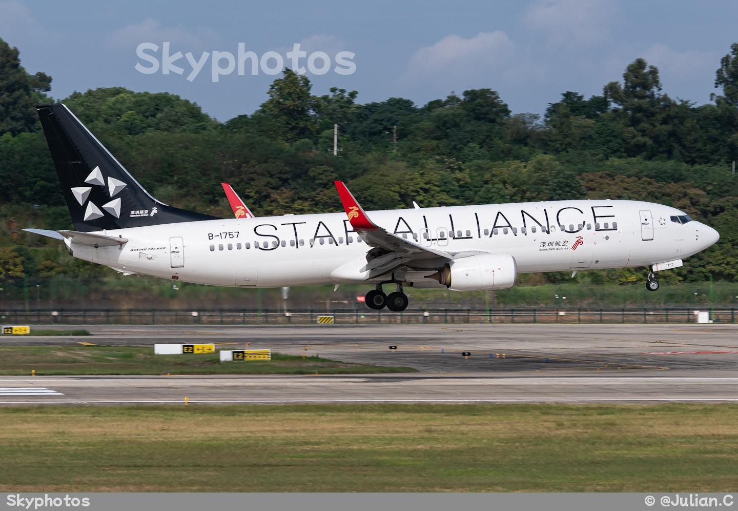 深圳航空 B737-87L(WL)