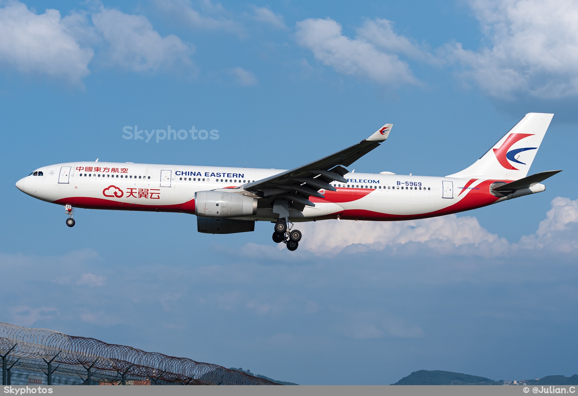 中国东方航空 A330-343X