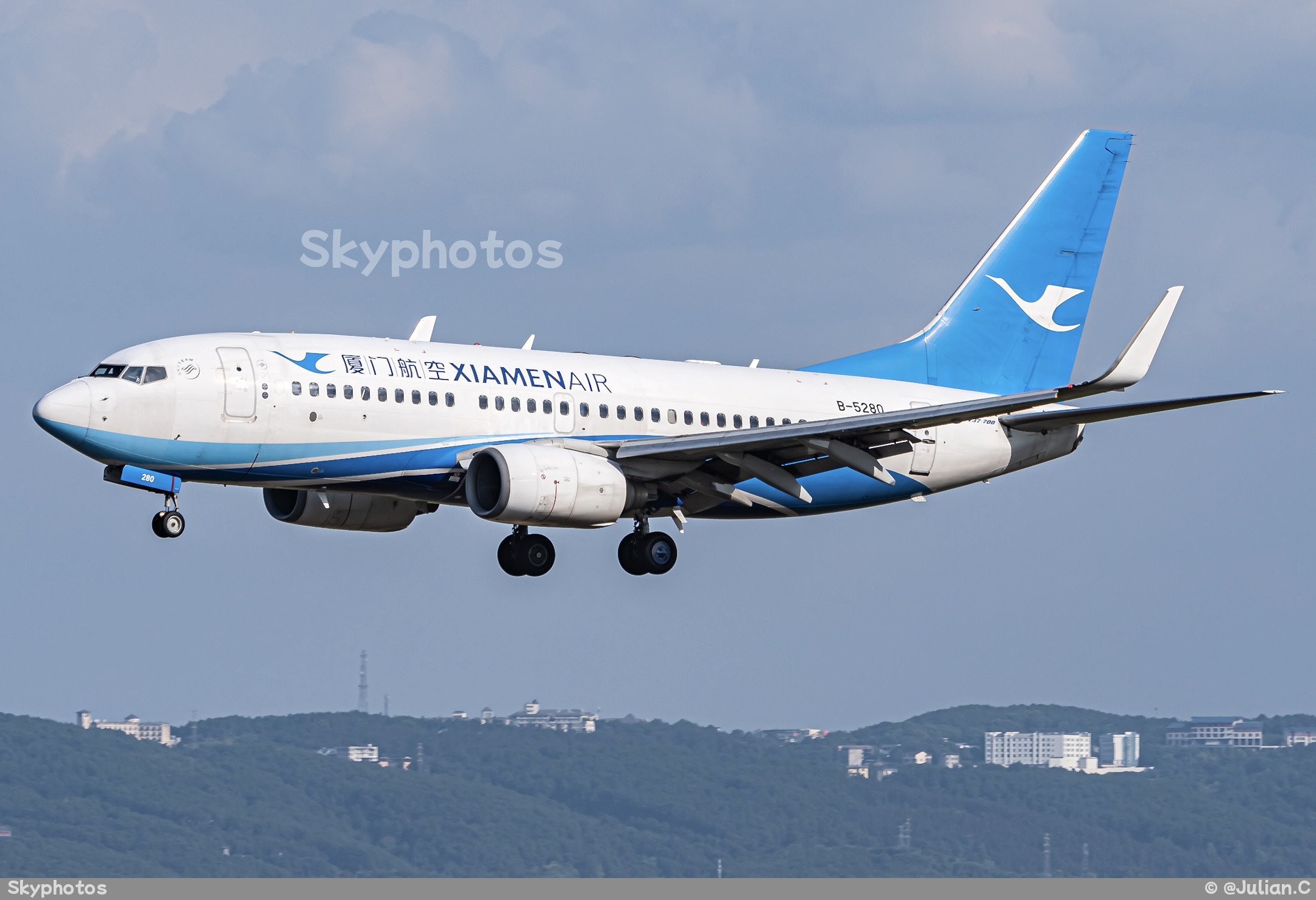 厦门航空 Boeing 737-75C（WL）