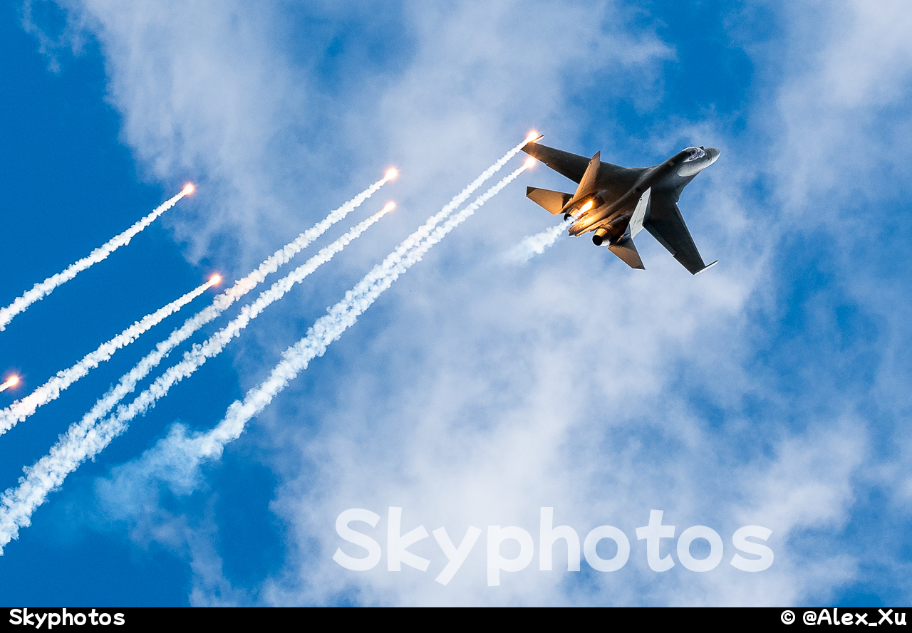 中国人民解放军空军 Shenyang J-11