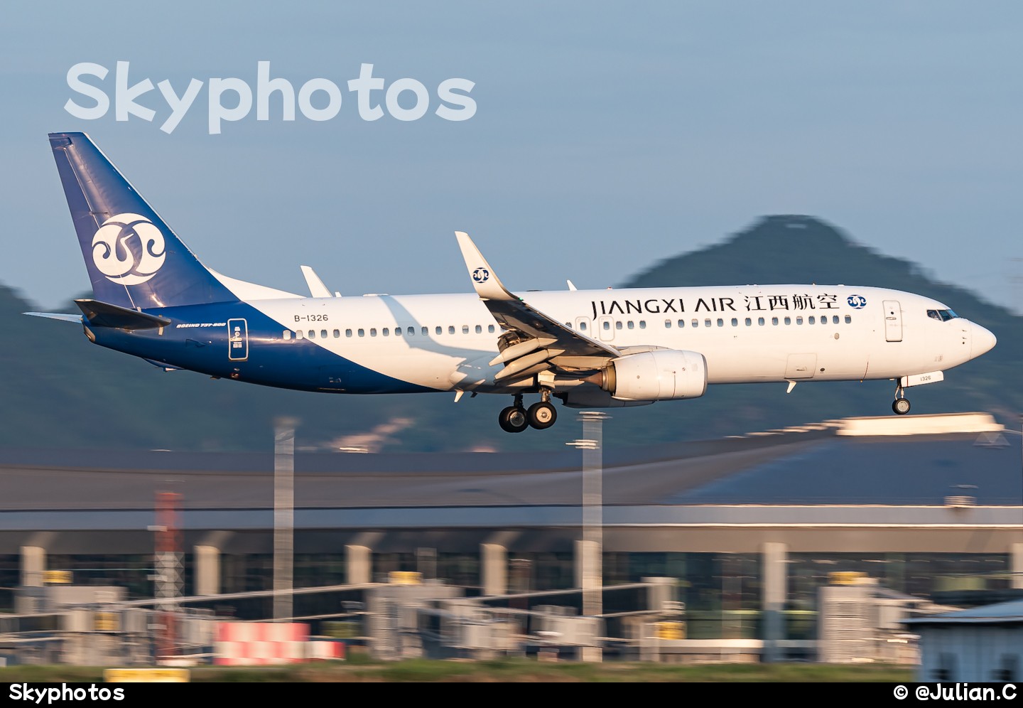 江西航空 Boeing B737-85C(WL)