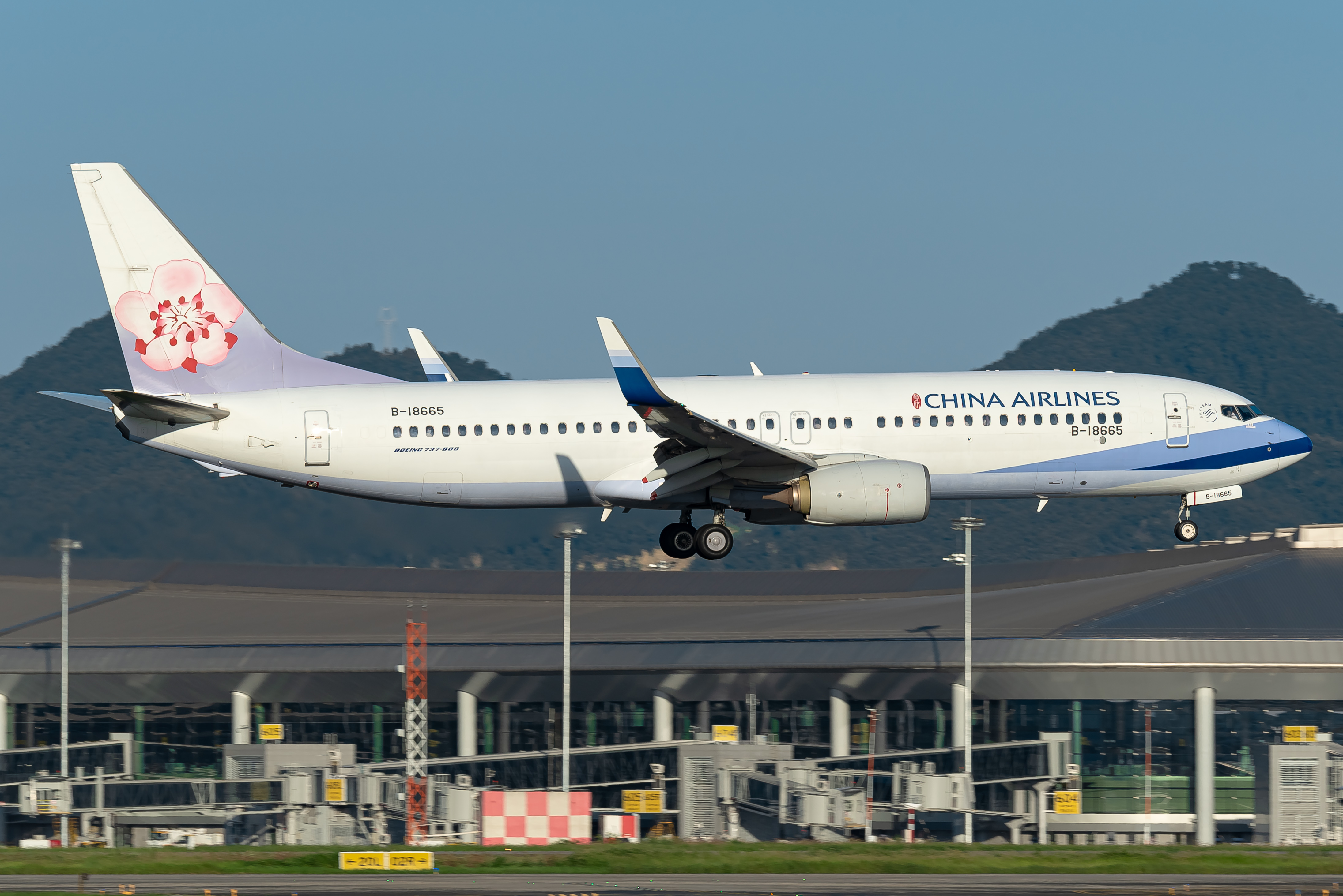China Airlines Boeing 737-8AL（WL）
