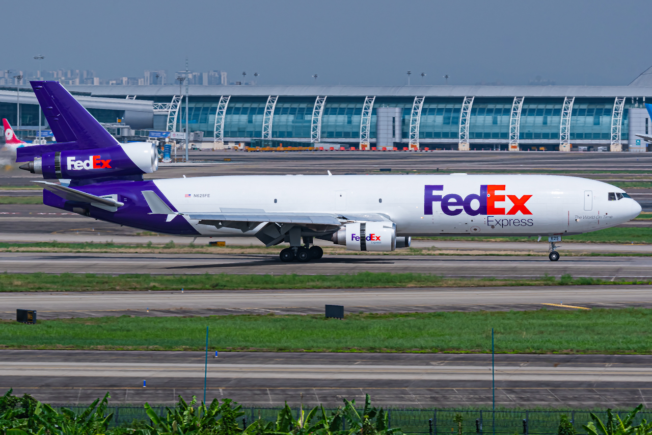 FedEx Express McDonnell Douglas MD-11(F)