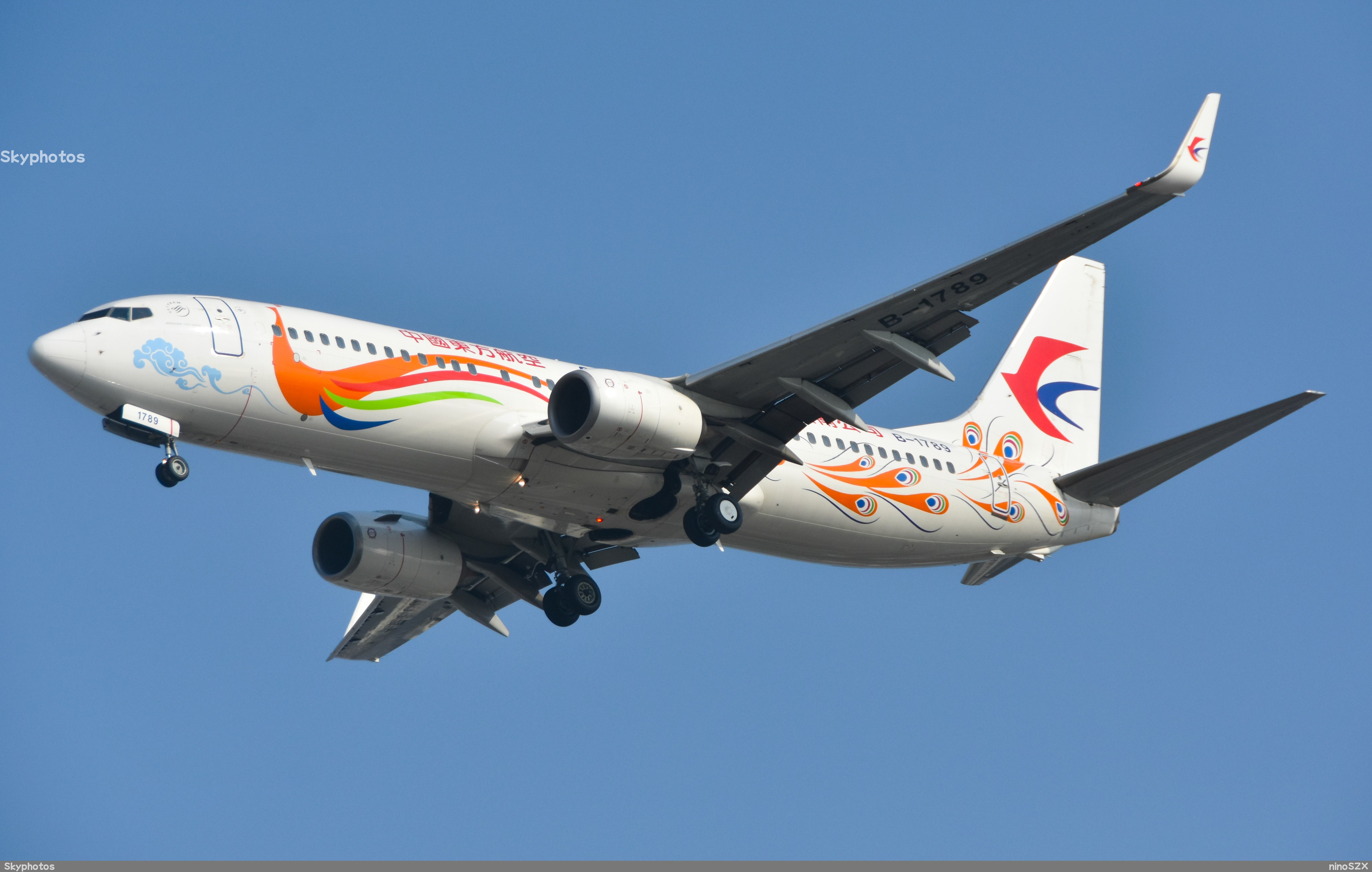 中国东方航空 B737-89P