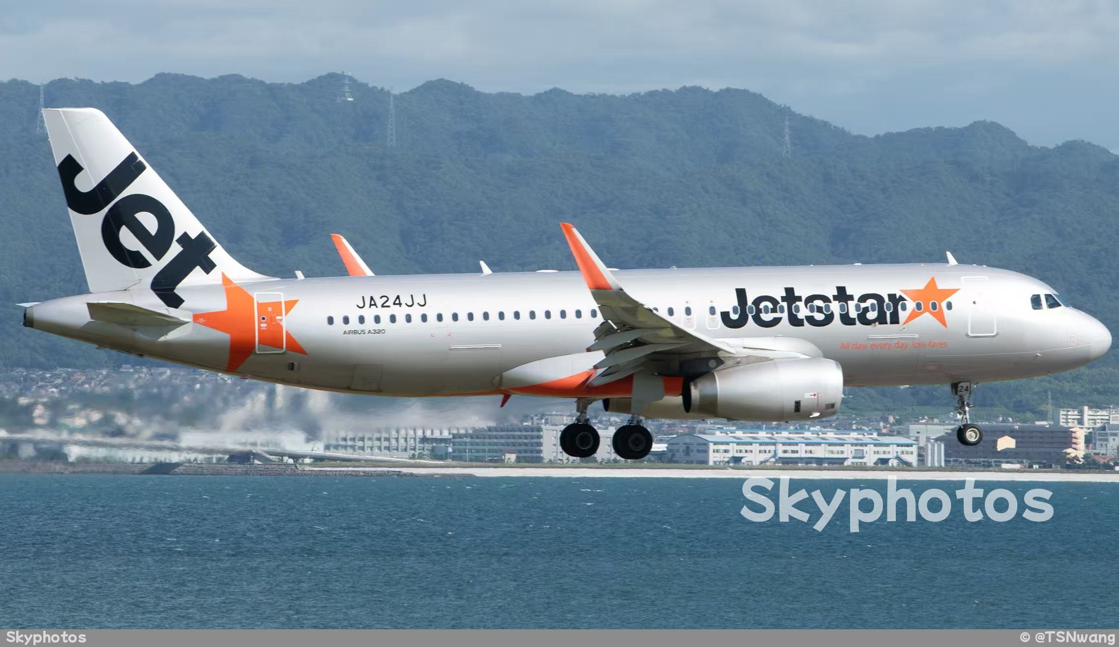 日本捷星航空 AIR BUS A320-232