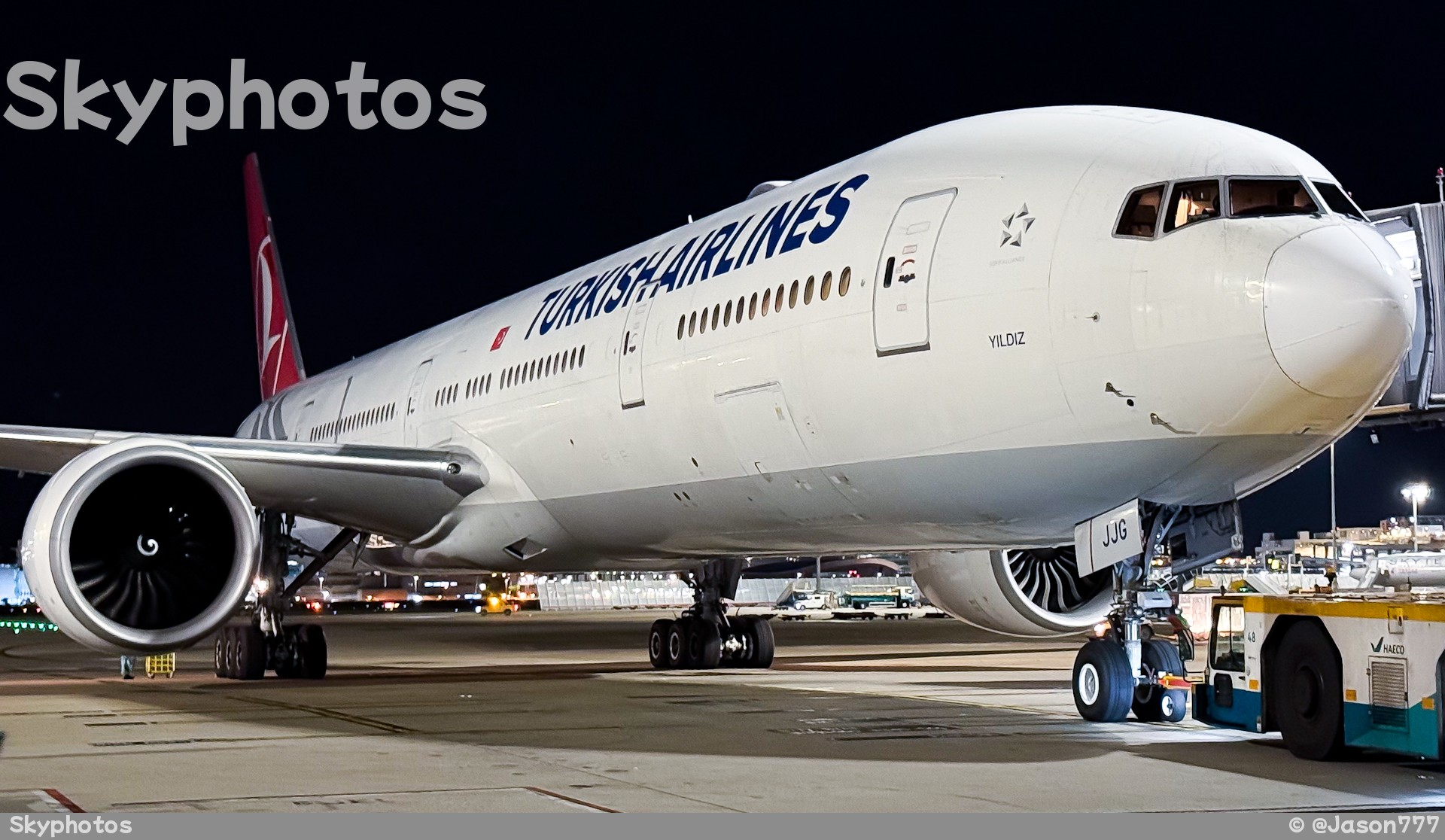 土耳其航空 B777-3F2(ER)