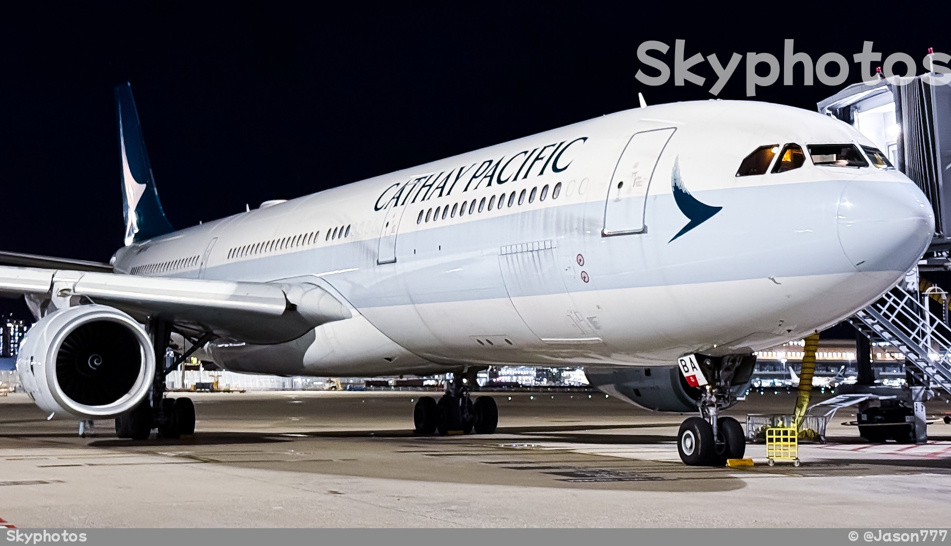 国泰航空 A330-343X