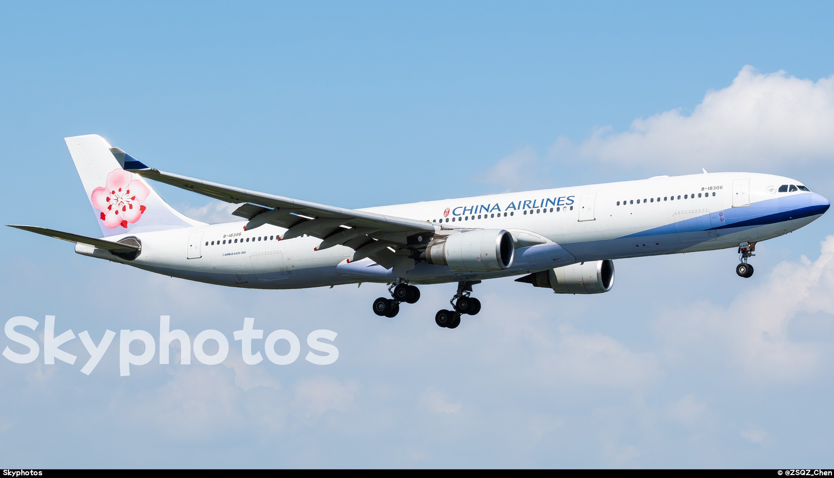 中华航空 A330-302