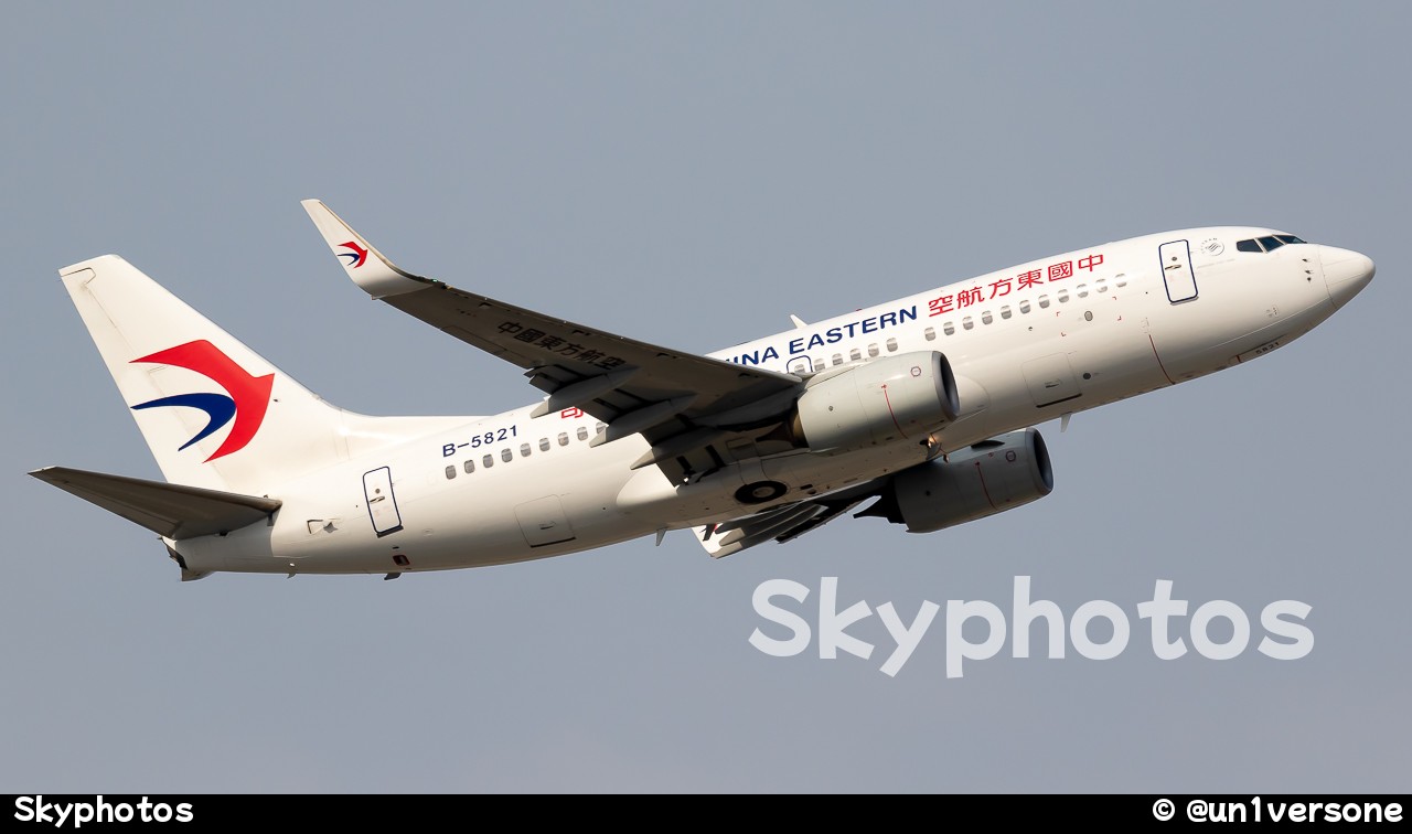 中国东方航空 Boeing 737-79P