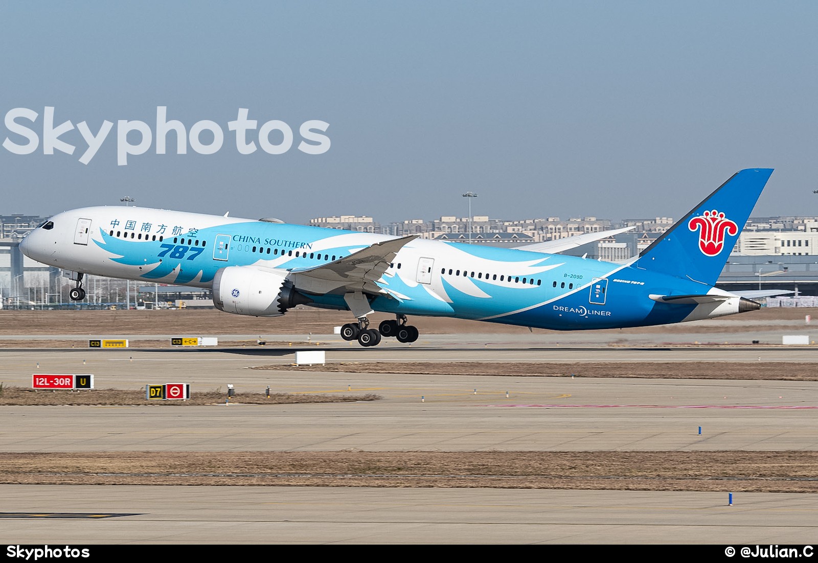 中国南方航空 B787-9